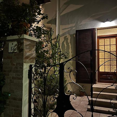 Tap Apartments - In Independent House With Private Garden Alghero Exteriér fotografie